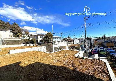 横浜市都筑区加賀原1丁目　建築条件付売地　4580万円　7区画