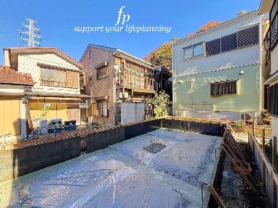 川崎市高津区久末　新築一戸建　3699万円