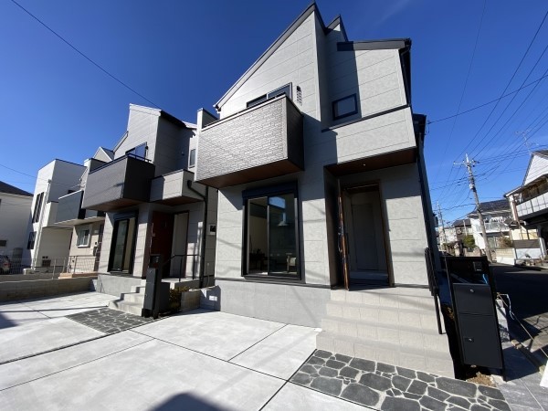 調布市入間町2丁目　新築一戸建て　6180万円　1号棟