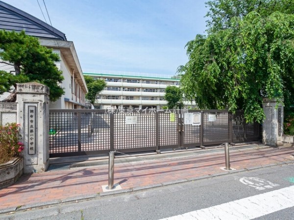 調布市調布ケ丘4丁目　新築一戸建て　7690万円　2号棟