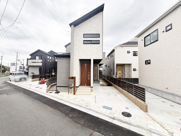 府中市小柳町5丁目　新築一戸建て　4980万円　4号棟