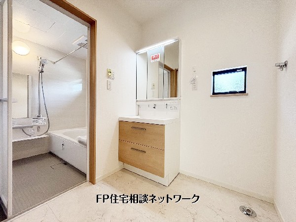 同形状・同仕様（洗面所）    