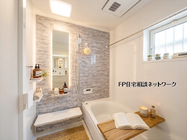 【浴室】  本画像はAIがCGで小物を作成しており、実際の現地に小物は設置されておりません。また、販売価格に小物等は含まれておりません。