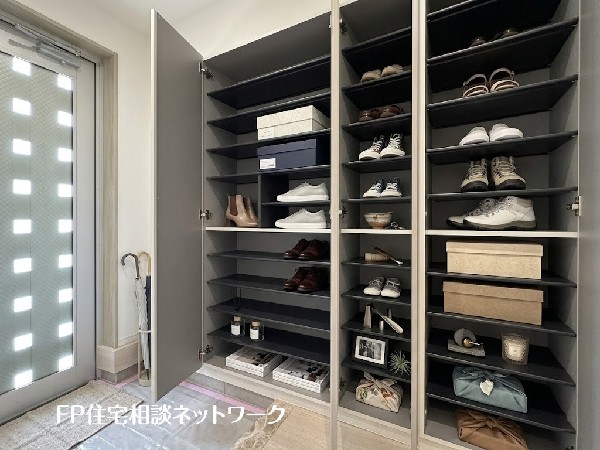 ■収納■本画像はAIがCGで家具作成しており、実際の現地に家具は設置されておりません。また、販売価格に家具、小物等は含まれておりません。