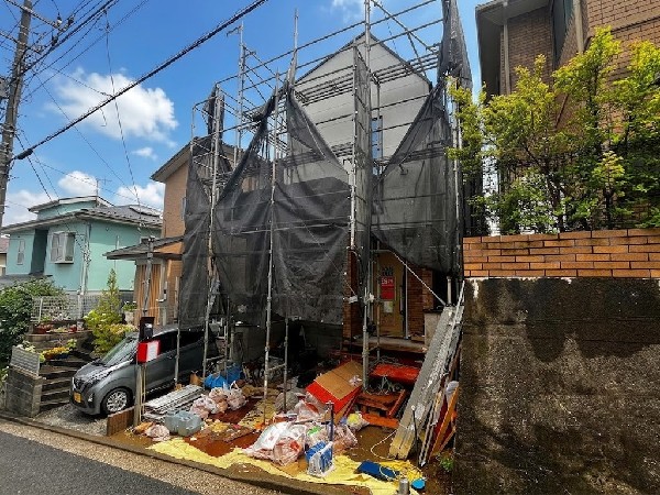 外観:現地写真（建築中/シート）
