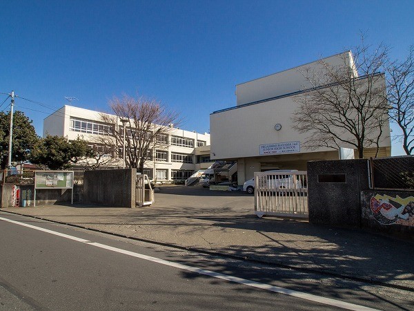 周辺環境:東村山市立東村山第二中学校