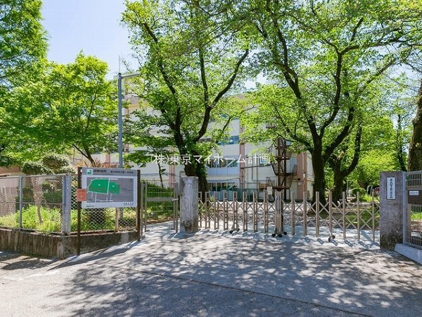 周辺環境:東大和市立第一中学校