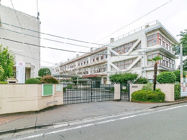 周辺環境:立川市立立川第五中学校