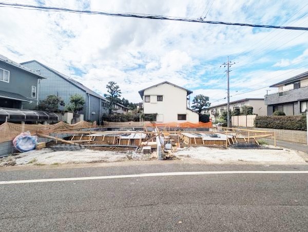 外観:現地外観写真（建築中）
