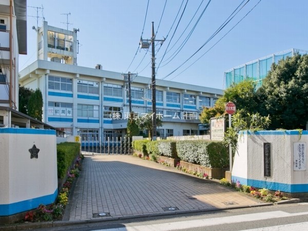 周辺環境:武蔵野市立第五中学校