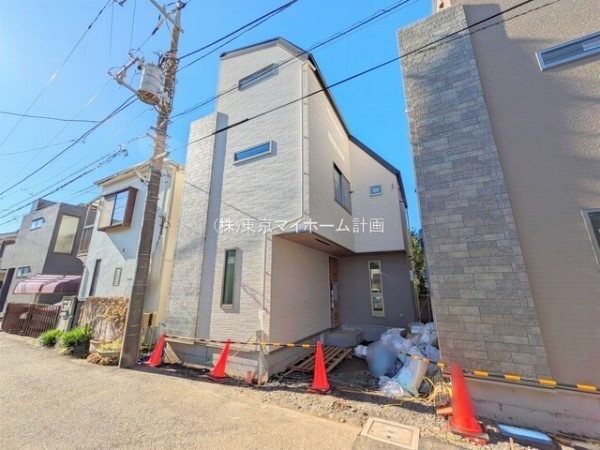 外観:現地外観写真(建築中)