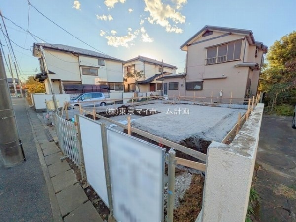 外観:現地外観写真（建築中）