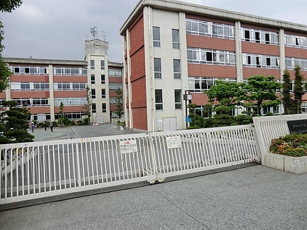 周辺環境:東村山市立第四中学校