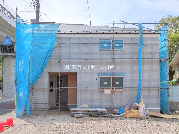 外観:現地外観写真（建築中）