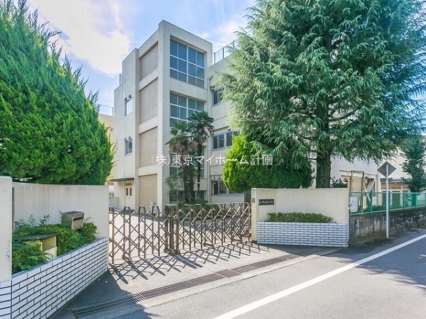 周辺環境:立川市立第九小学校
