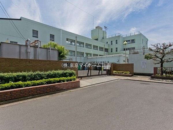 周辺環境:小金井市立南中学校