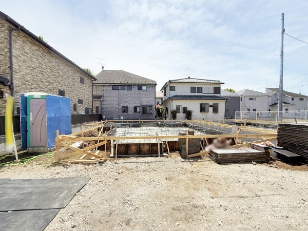 外観:現地外観写真（建築中）
