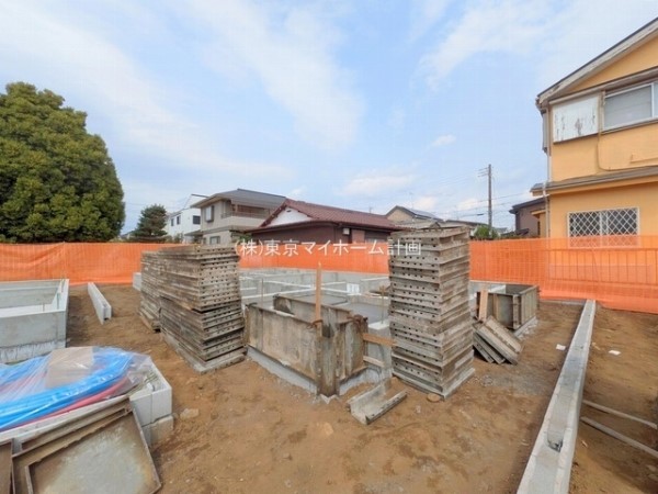 外観:現地外観写真（建築中）
