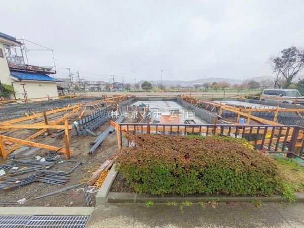 外観:現地外観写真（建築中）