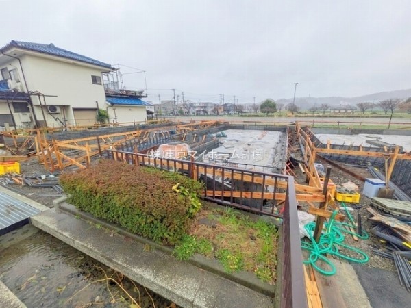 外観:現地外観写真（建築中）