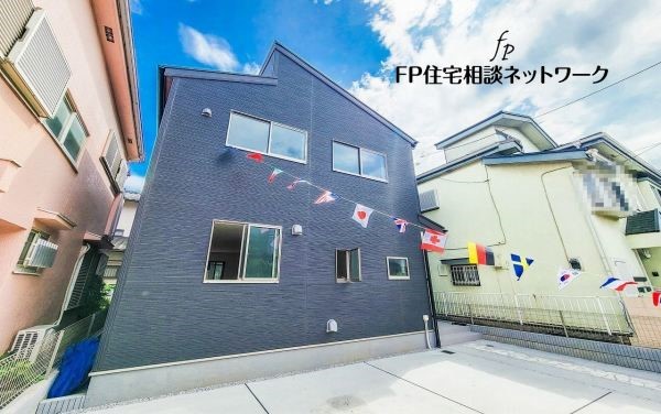外観:現地外観写真（建築中）