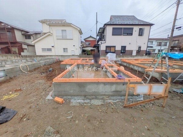 外観:現地外観写真（建築中）