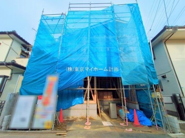 外観:現地外観写真（建築中）