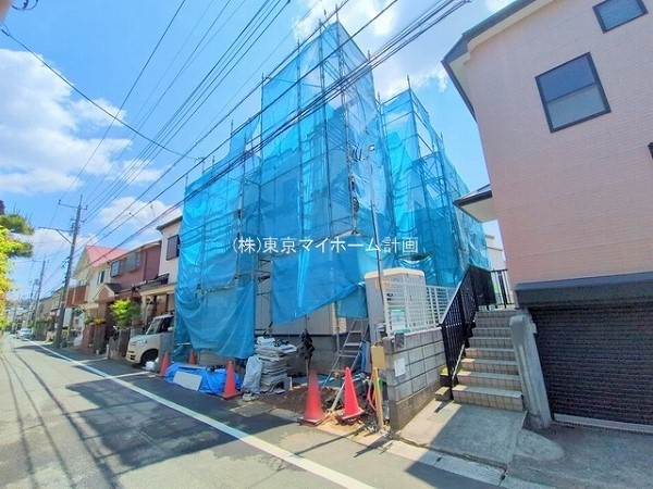 外観:現地外観写真（建築中）