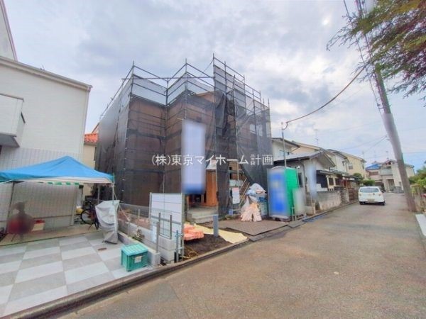 外観:現地外観写真（建築中）