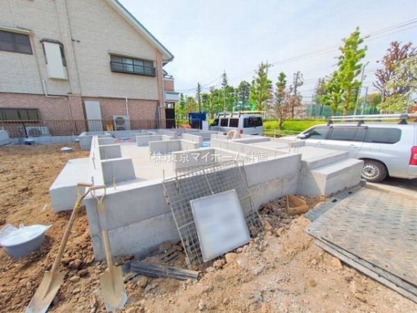 外観:現地外観写真（建築中）