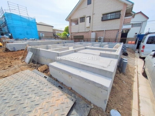 外観:現地外観写真（建築中）