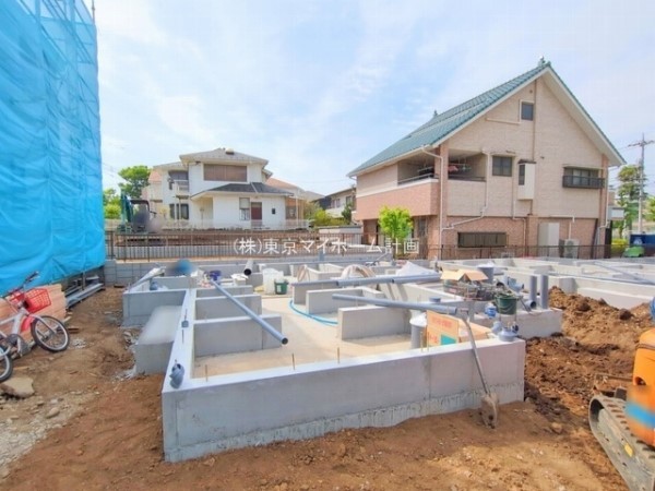 外観:現地外観写真（建築中）