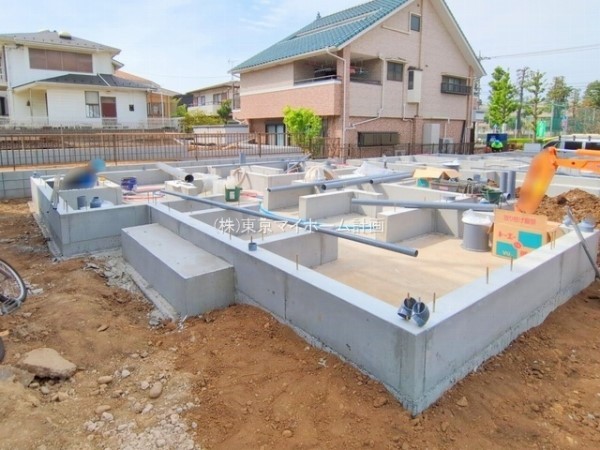 外観:現地外観写真（建築中）