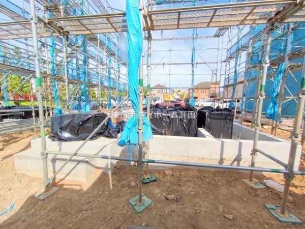 外観:現地外観写真（建築中）