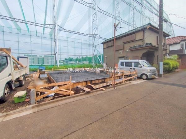 外観:現地外観写真（建築中）