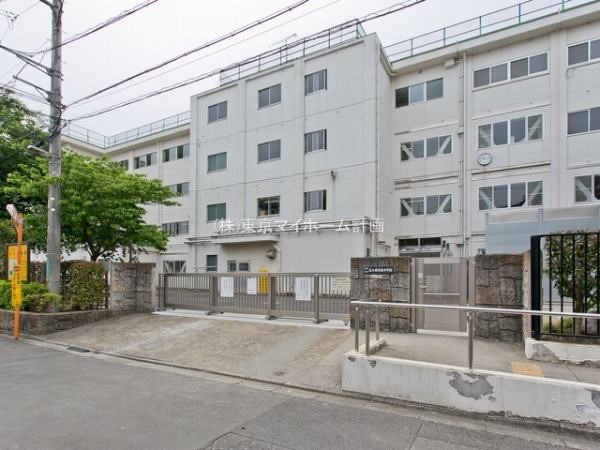 周辺環境:小平市立花小金井南中学校