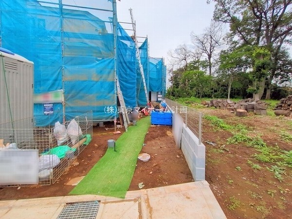 外観:現地外観写真（建築中）