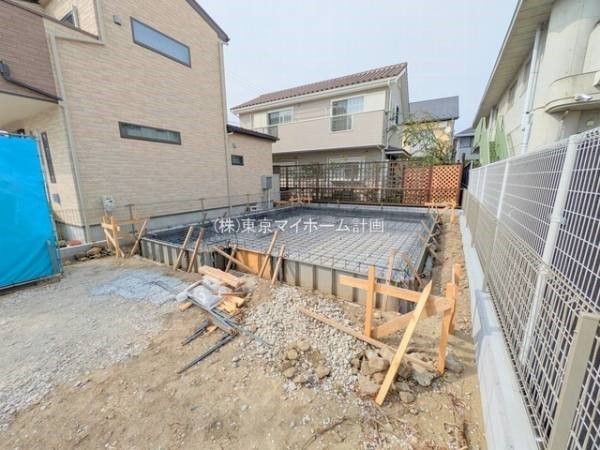 外観:現地外観写真（建築中）
