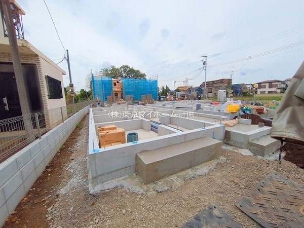 外観:現地外観写真（建築中）