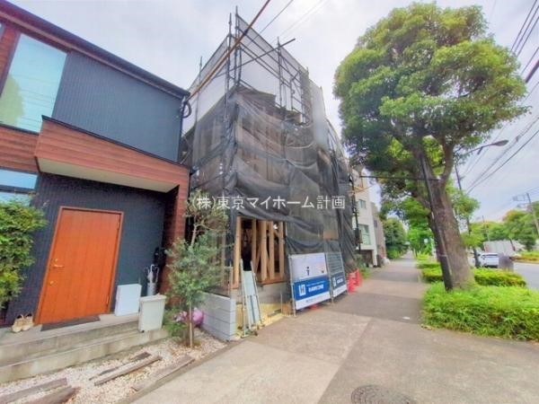 外観:現地外観写真（建築中）