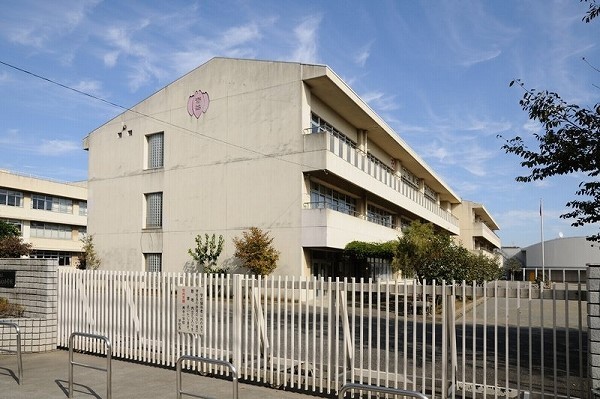 周辺環境:東村山市立南台小学校