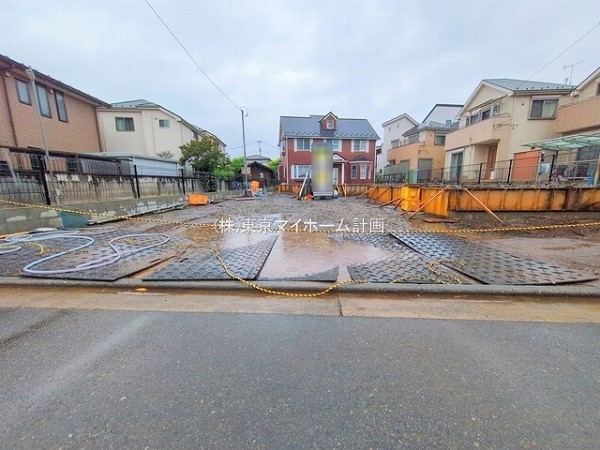 外観:現地外観写真（建築中）
