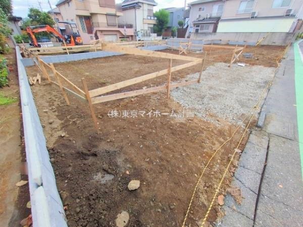 外観:現地外観写真（建築中）