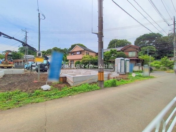 外観:現地外観写真（建築中）
