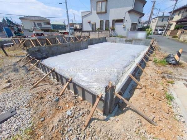 外観:現地外観写真（建築中）