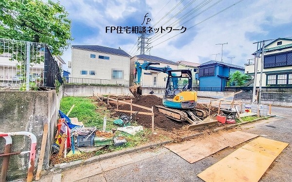 外観:現地外観写真（建築中）