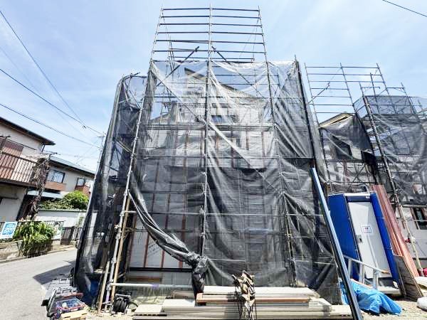 外観:現地外観写真（建築中）