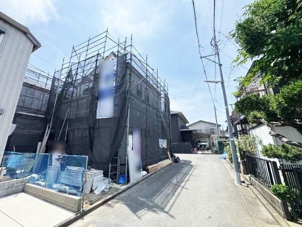 外観:現地外観写真（建築中）