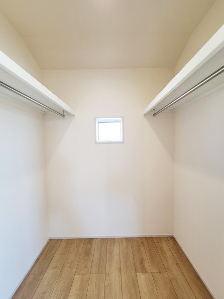 ウォークインクローゼット