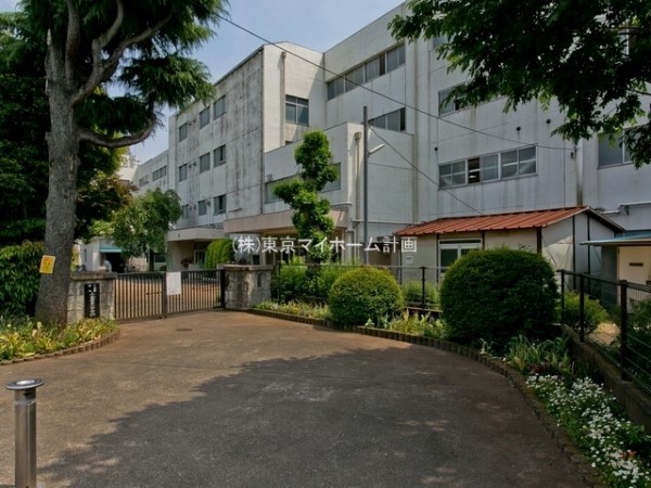 周辺環境:小金井市立小金井第二中学校